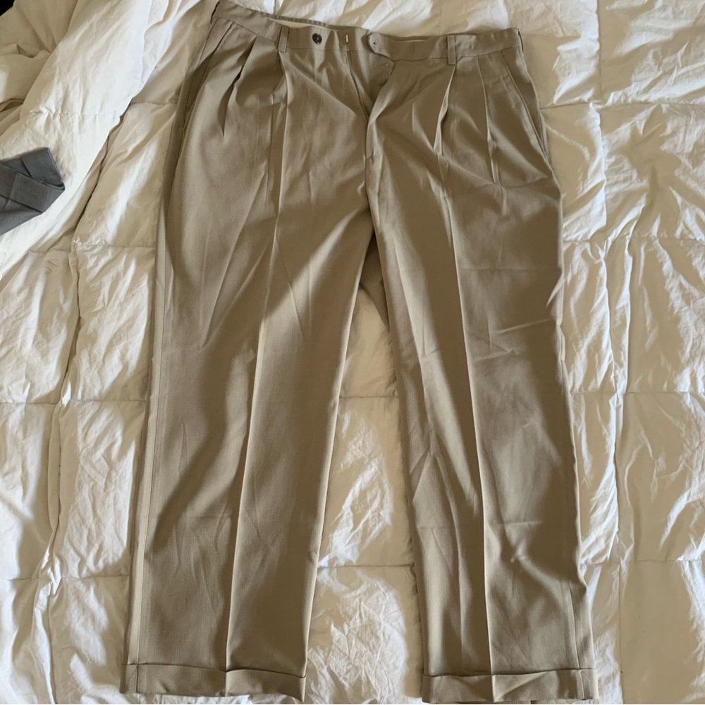 Haggar Tan Chinos Classic Style